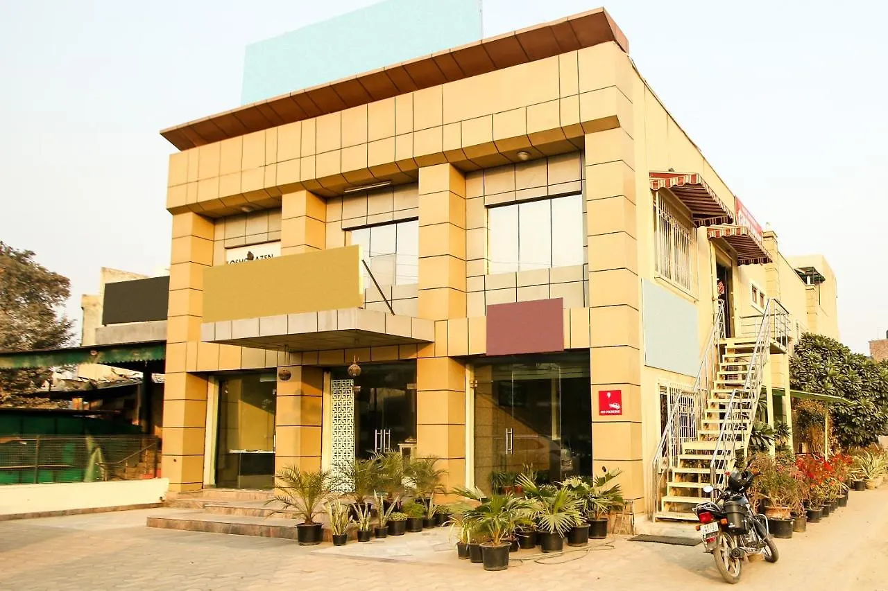 Hotel Oyo 8240 Maan Residency Gurgaon
